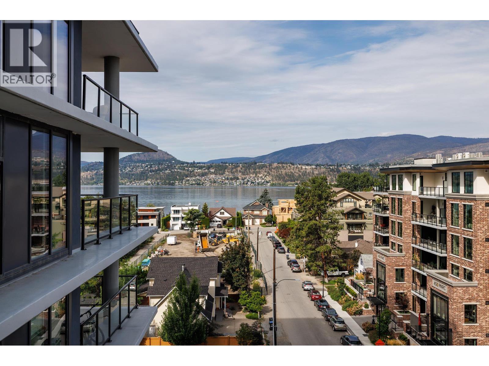 485 Groves Avenue Unit# 607, Kelowna, BC - Outdoor With Body Of Water With View