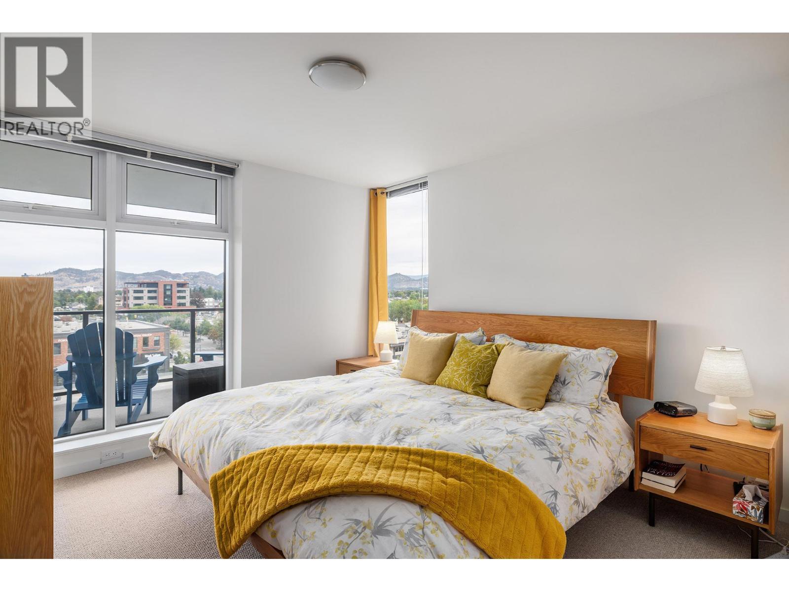 485 Groves Avenue Unit# 607, Kelowna, BC - Indoor Photo Showing Bedroom