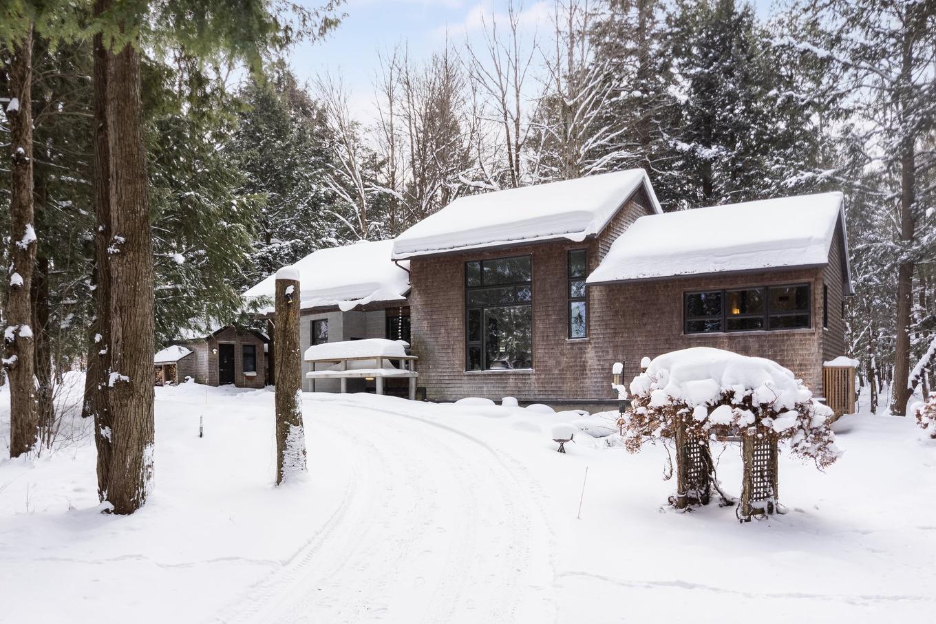 Façade - 251 Ch. De Bondville, Lac-Brome, QC - Outdoor