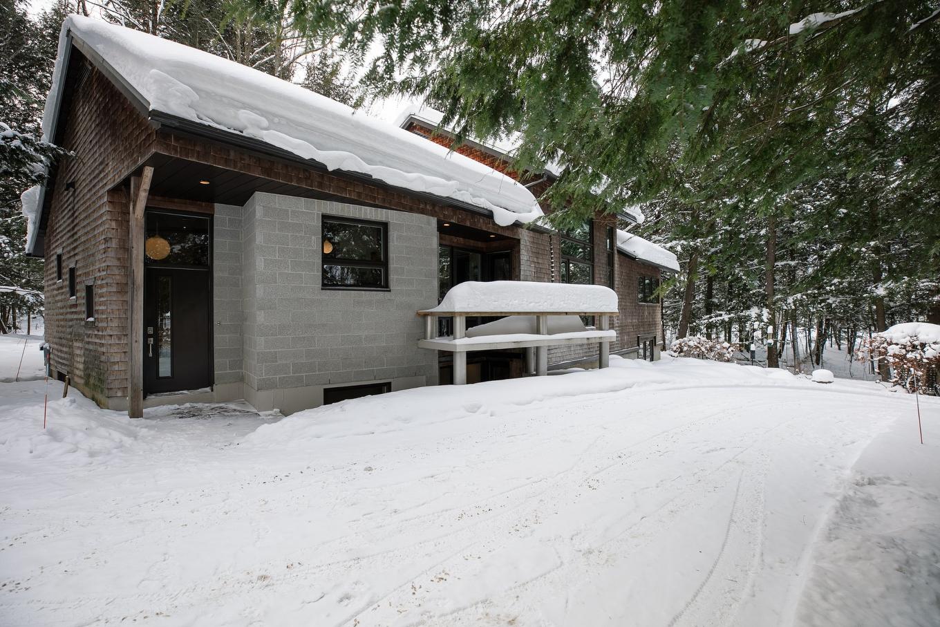 Façade - 251 Ch. De Bondville, Lac-Brome, QC - Outdoor