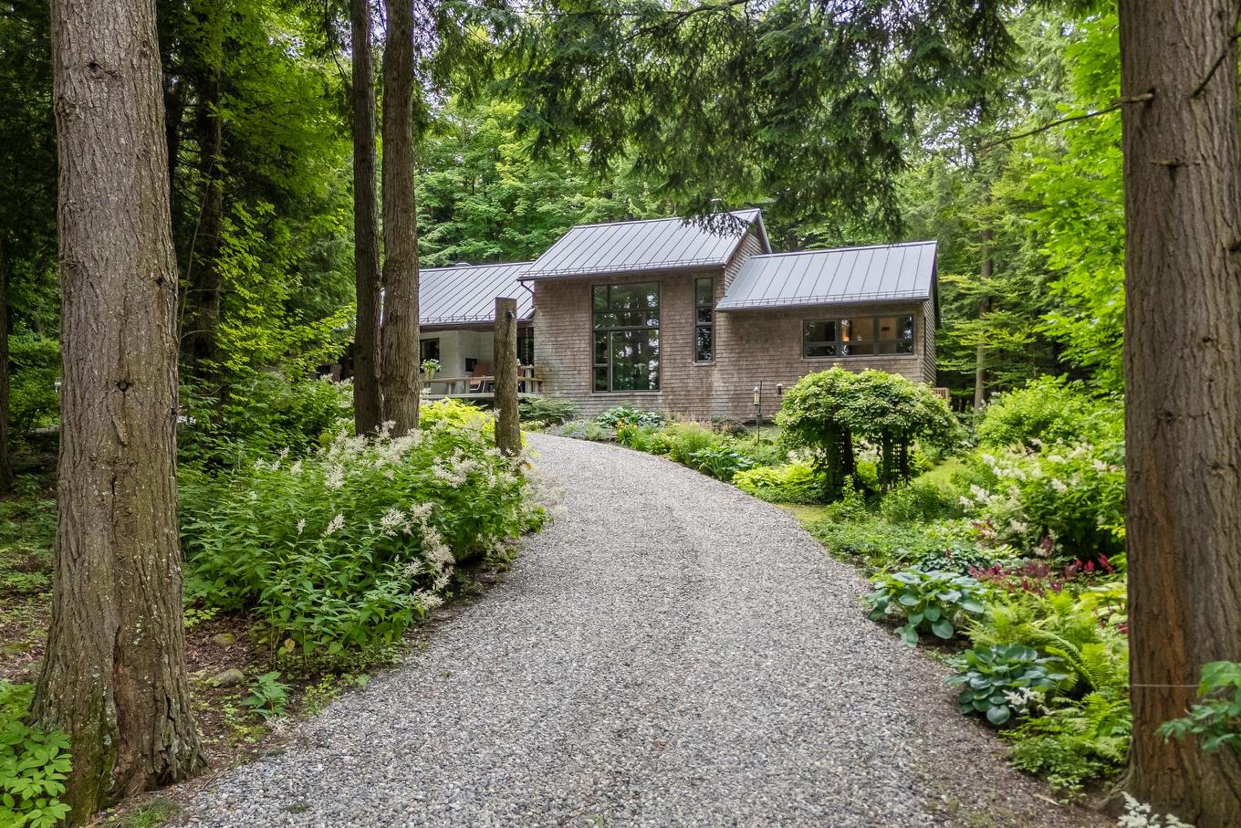 Façade - 251 Ch. De Bondville, Lac-Brome, QC - Outdoor