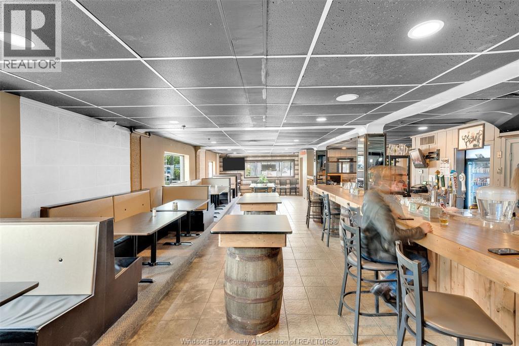 410 Front Road, Lasalle, ON