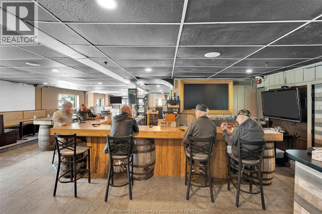 410 Front Road, Lasalle, ON