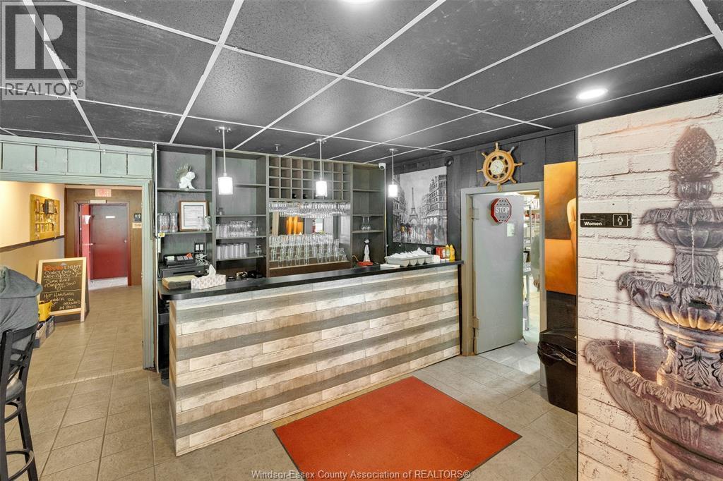 410 Front Road, Lasalle, ON