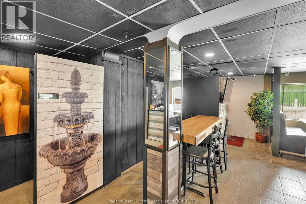 410 Front Road, Lasalle, ON