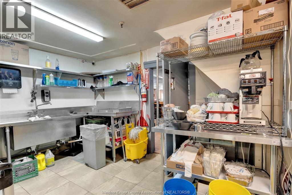 410 Front Road, Lasalle, ON