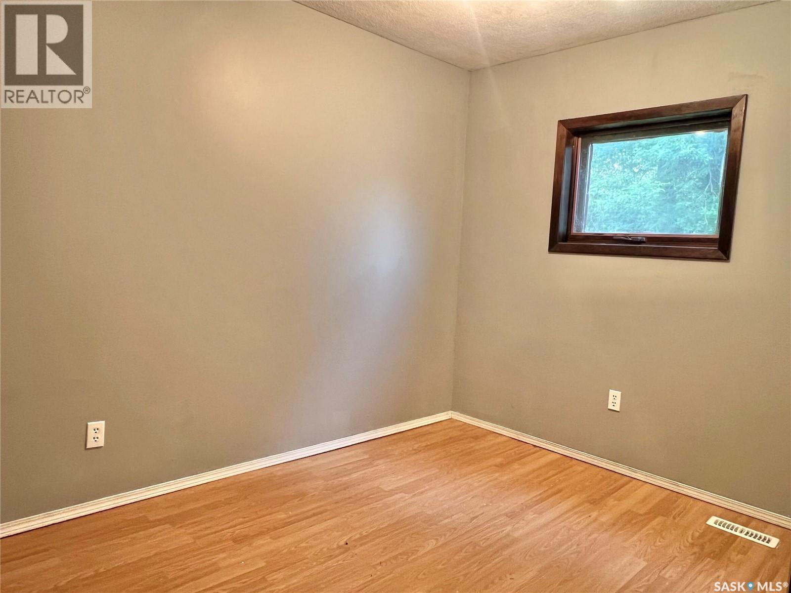 211 2Nd Avenue S, Melfort, SK - Indoor Photo Showing Other Room