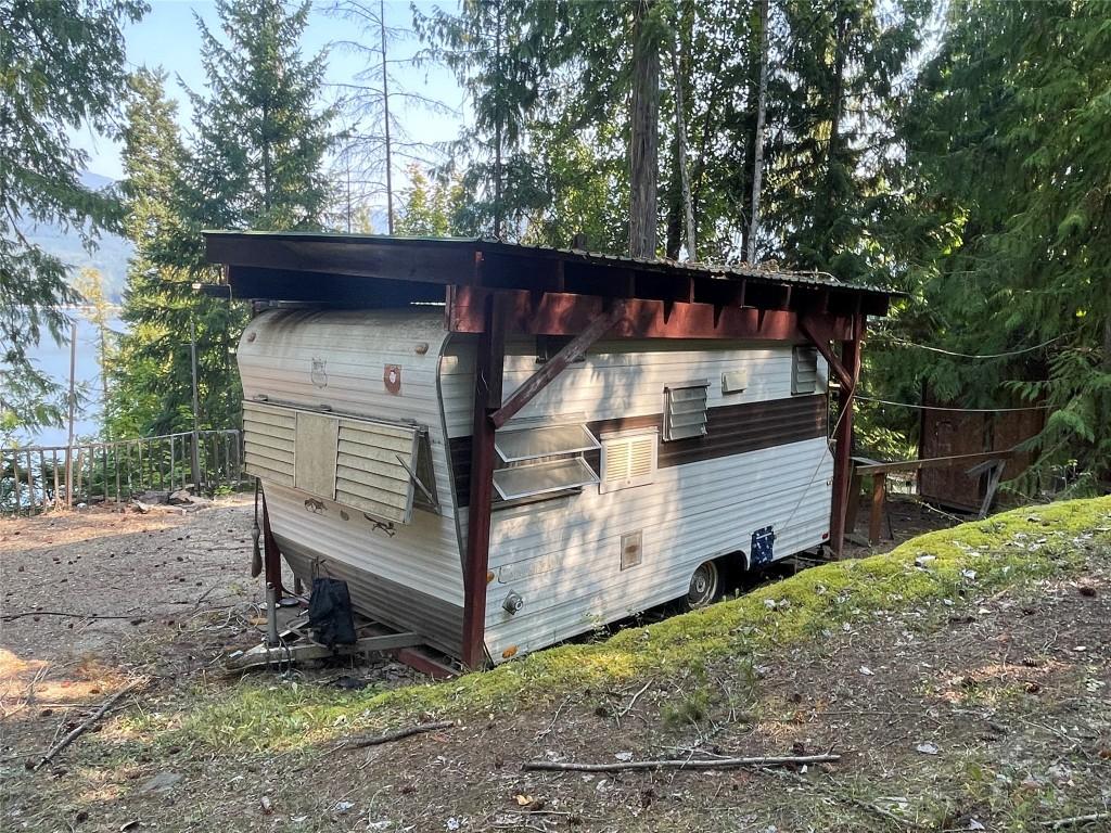 4255 Justin Road, Eagle Bay, BC - Outdoor