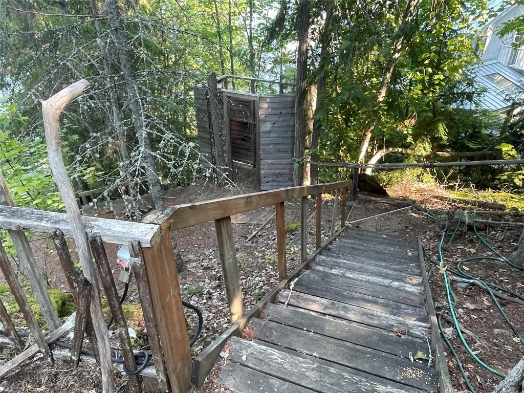 4255 Justin Road, Eagle Bay, BC - Outdoor