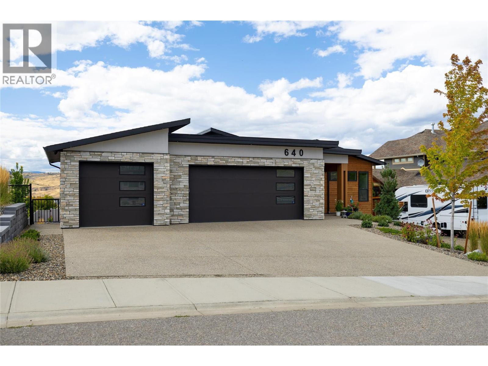 640 Mt. Ida Crescent, Coldstream, BC - Outdoor