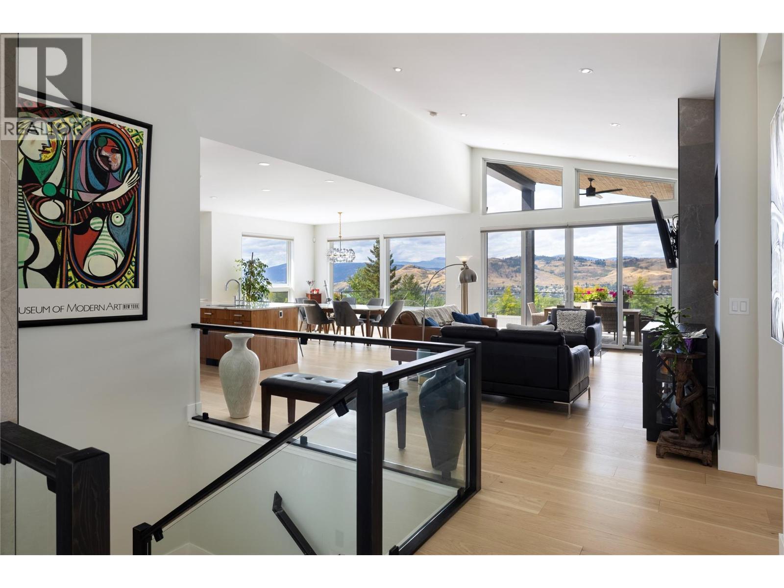 640 Mt. Ida Crescent, Coldstream, BC - Indoor Photo Showing Other Room