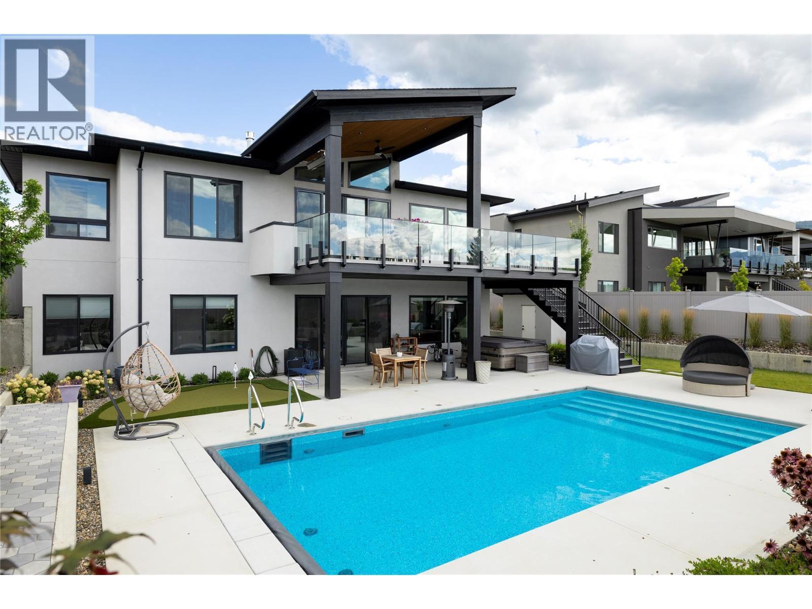 640 Mt. Ida Crescent, Coldstream, BC - Outdoor With In Ground Pool With Deck Patio Veranda