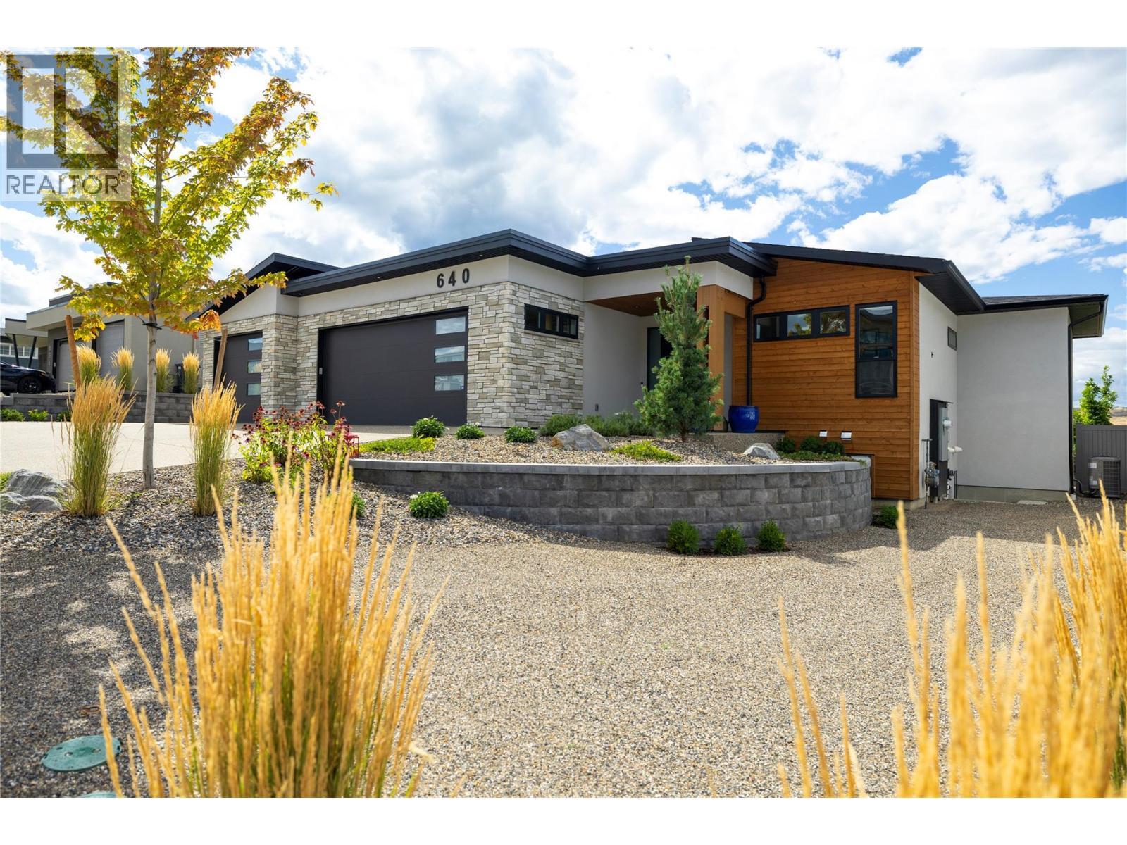 640 Mt. Ida Crescent, Coldstream, BC - Outdoor