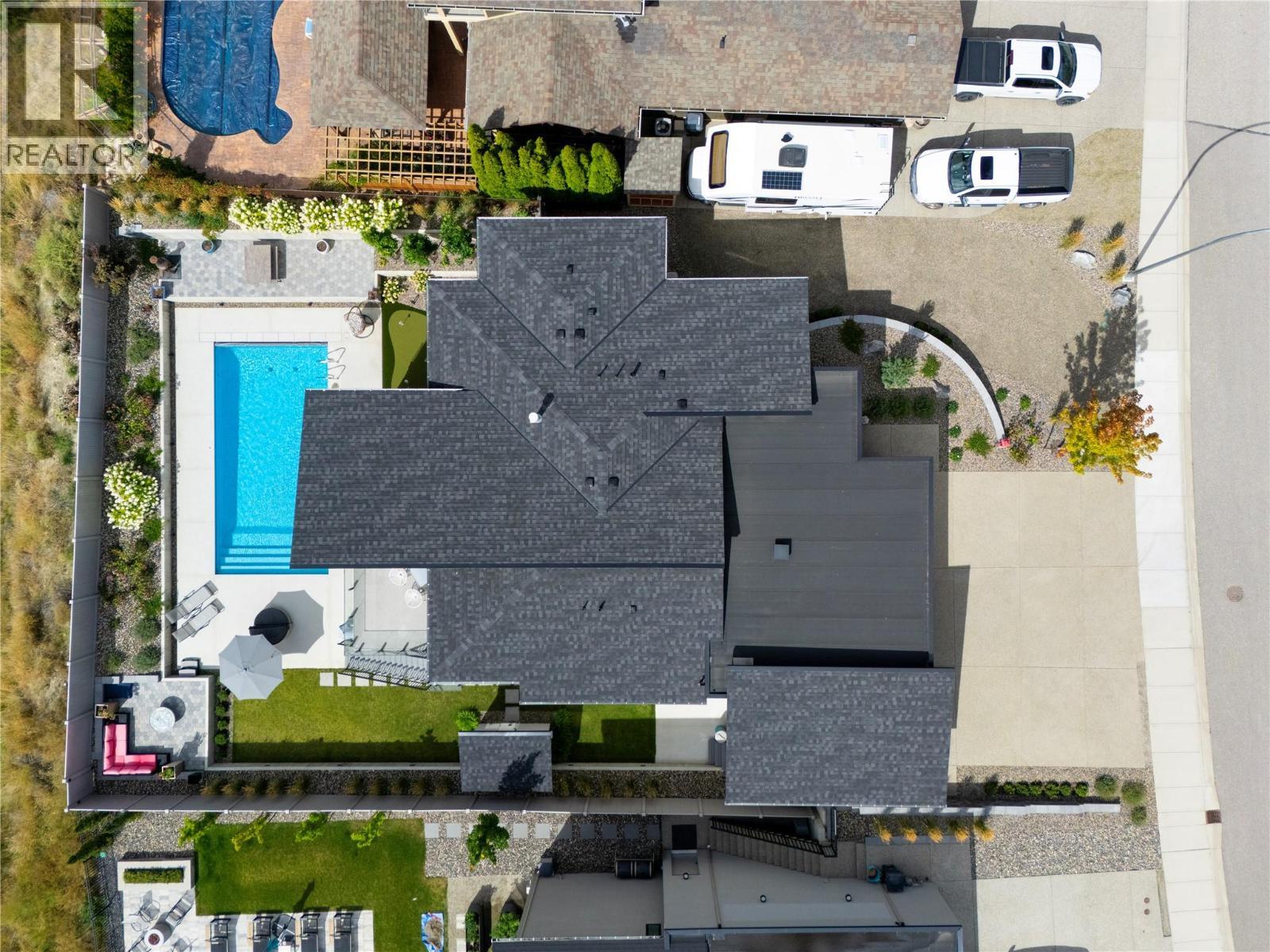 640 Mt. Ida Crescent, Coldstream, BC - Outdoor With In Ground Pool With Deck Patio Veranda