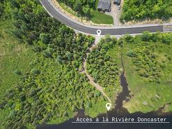 Accès au plan d'eau -