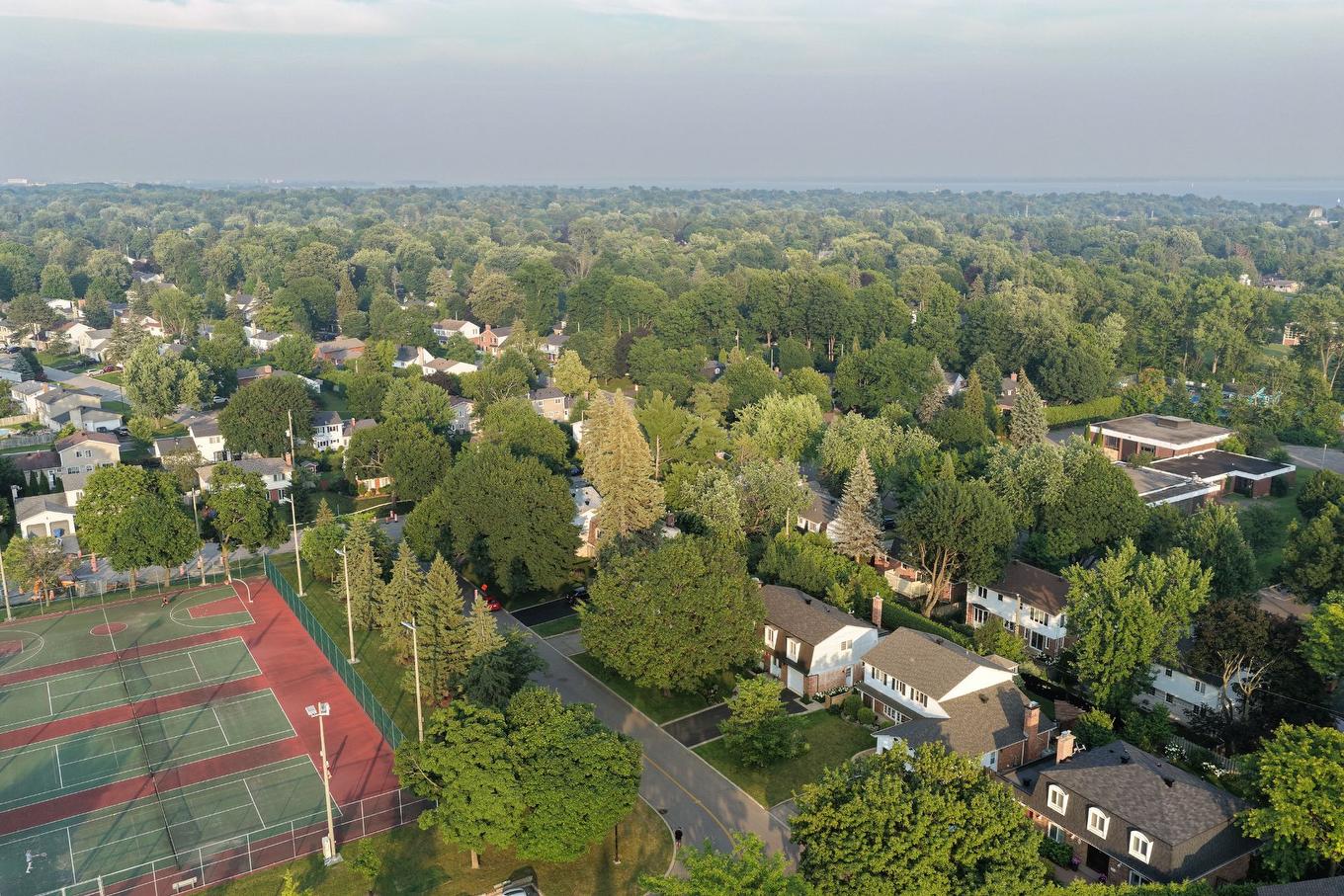 Aerial photo - 66 Rue Park Ridge, Kirkland, QC - Outdoor With View