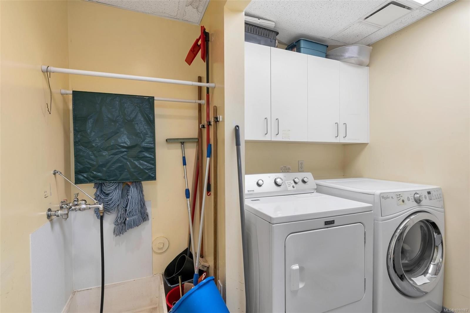 1057+1033 Canada Ave, Duncan, BC