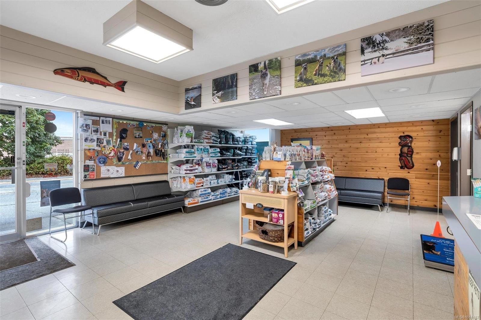 1057+1033 Canada Ave, Duncan, BC