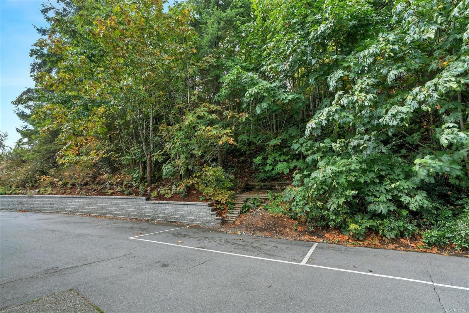 1057+1033 Canada Ave, Duncan, BC