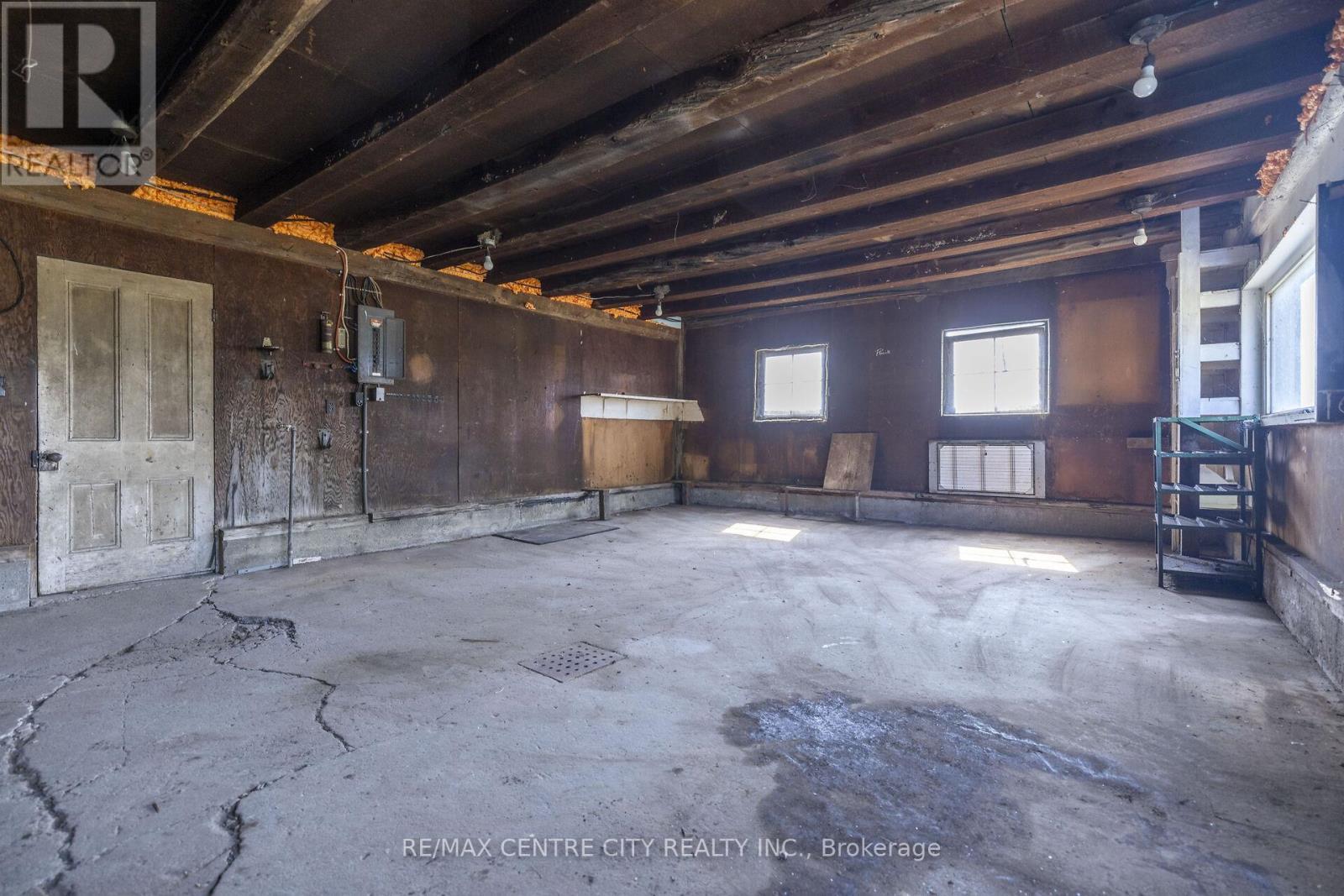 Workshop interior - 6519 County Road 29 Road, Mississippi Mills, ON