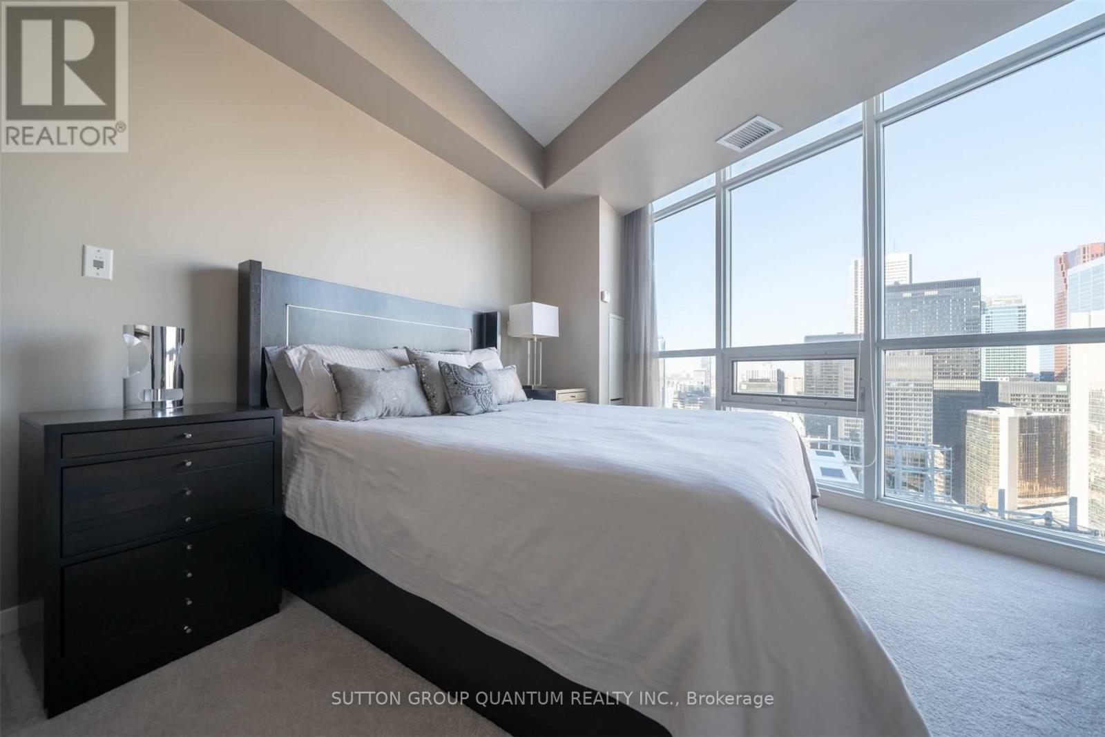 4608 - 65 Bremner Boulevard, Toronto, ON - Indoor Photo Showing Bedroom