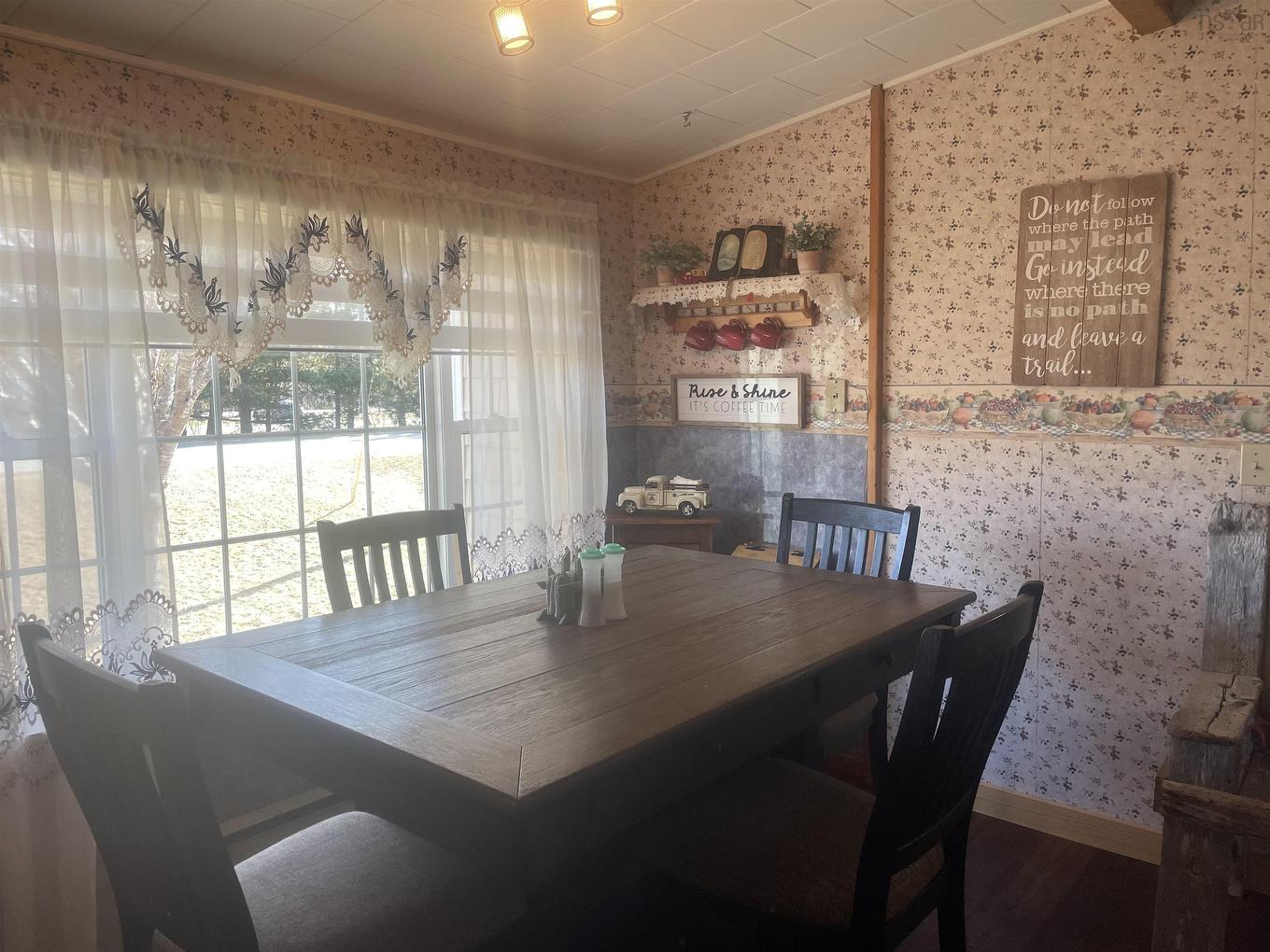 11 Island View Drive, Brass Hill, NS