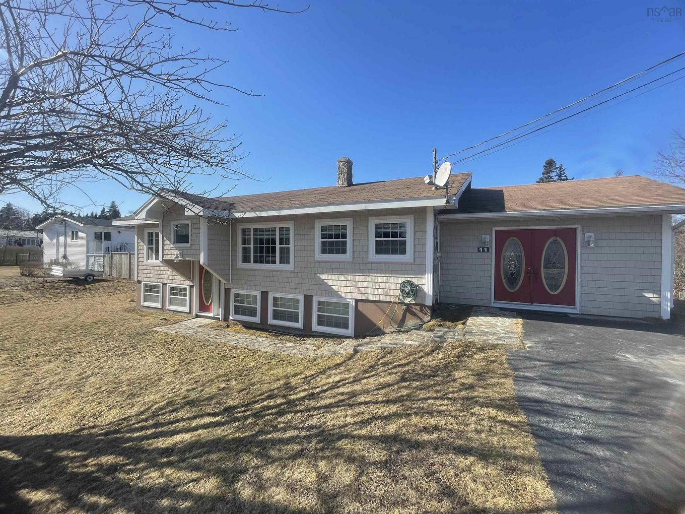 11 Island View Drive, Brass Hill, NS