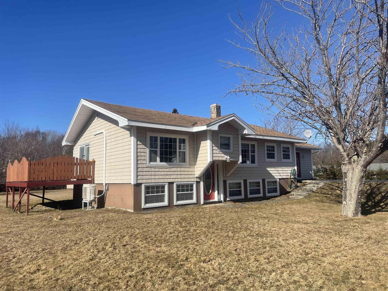 11 Island View Drive, Brass Hill, NS