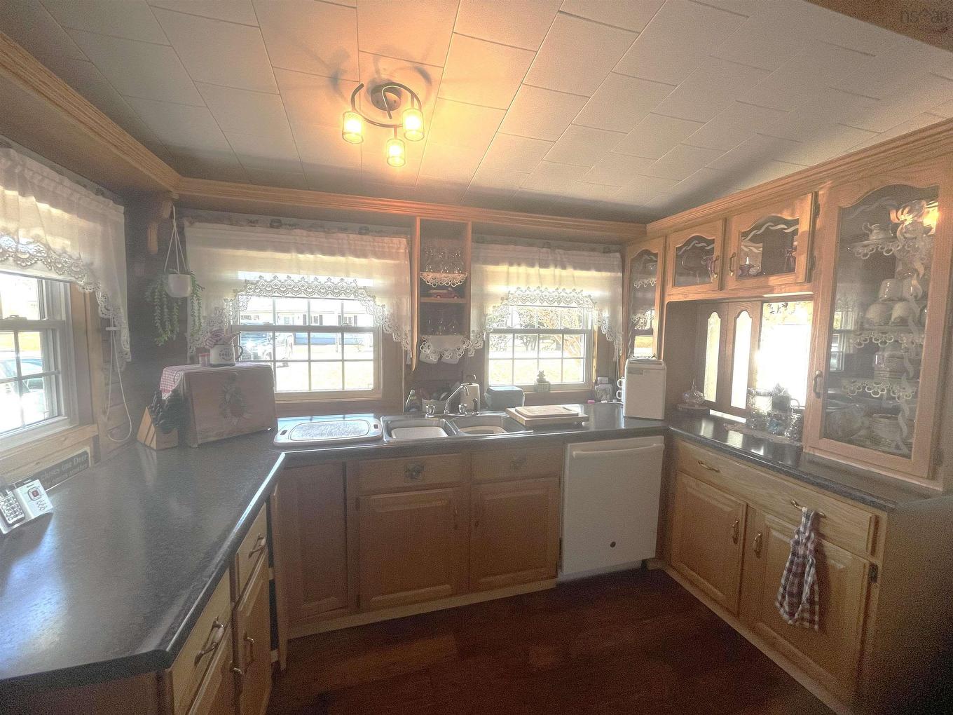 11 Island View Drive, Brass Hill, NS