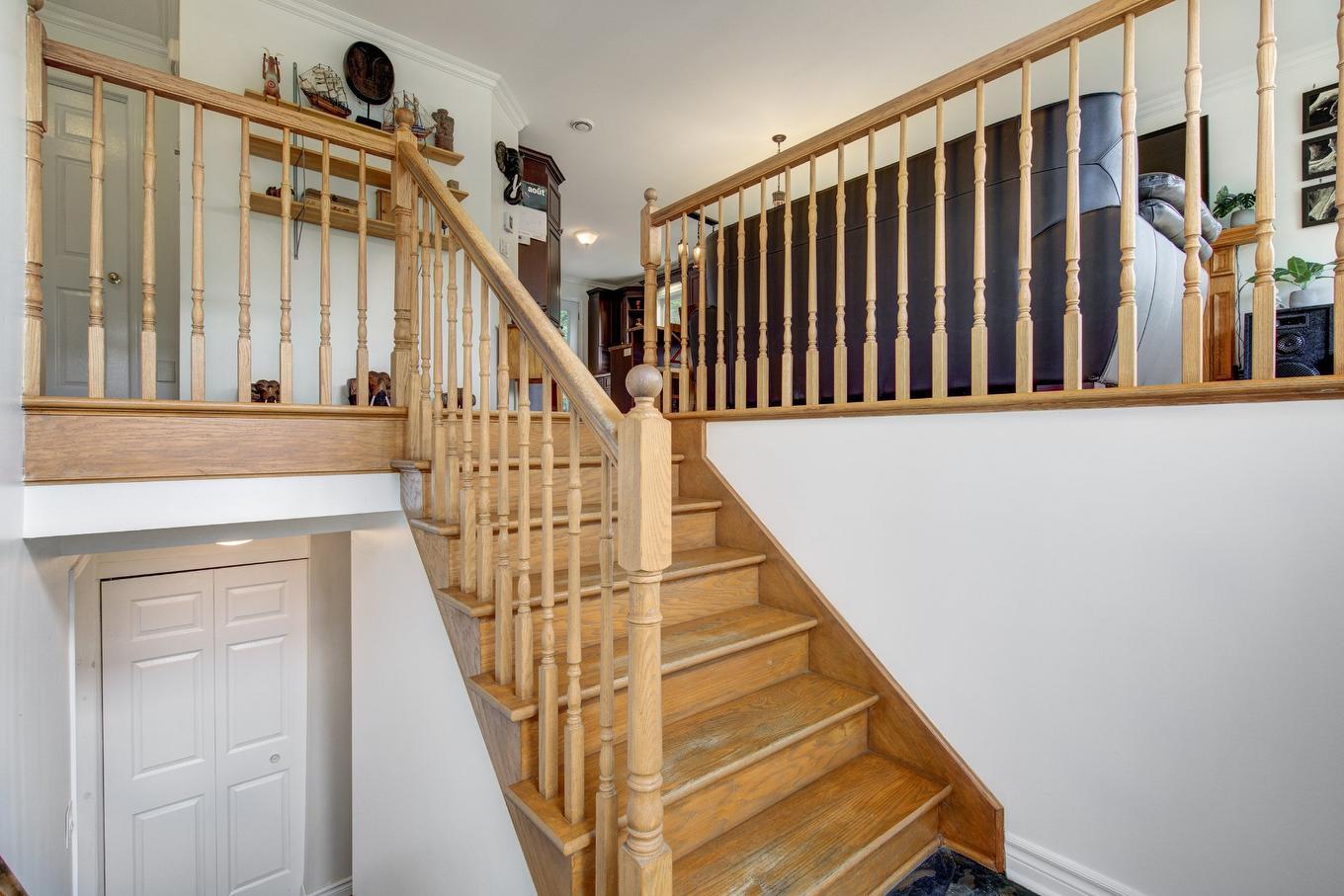 Staircase - 159 Ch. Scott, Gore, QC - Indoor Photo Showing Other Room