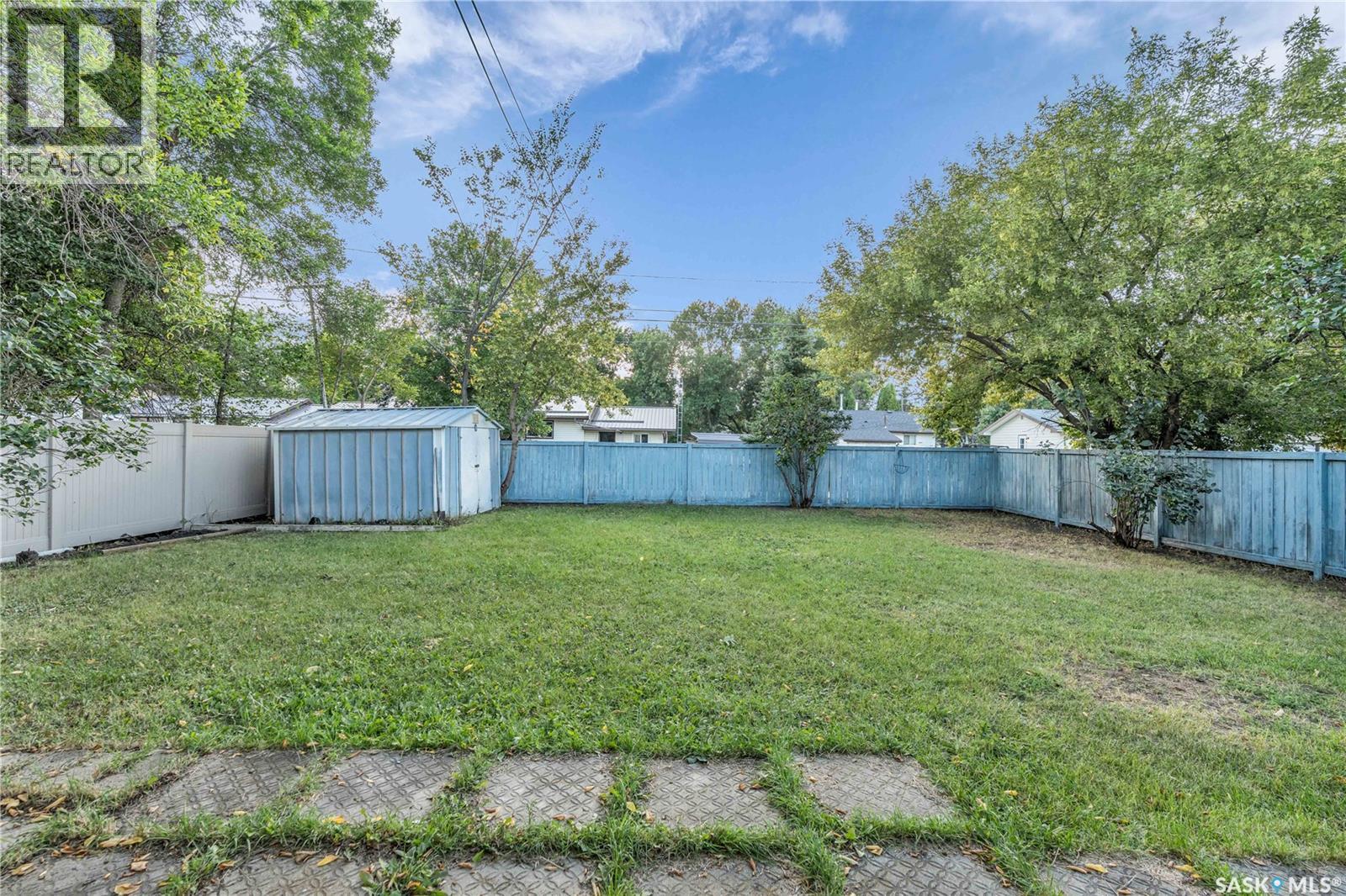 208 Lorne Street, Cupar, SK - Outdoor With Backyard
