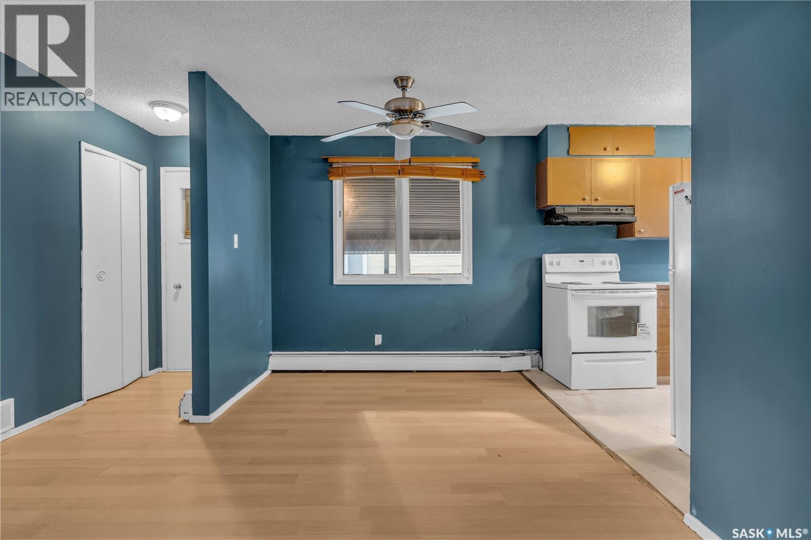 208 Lorne Street, Cupar, SK - Indoor Photo Showing Kitchen
