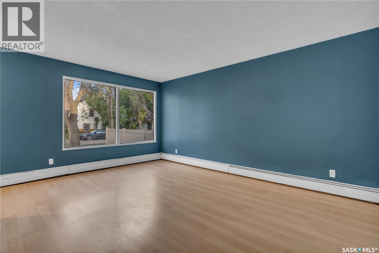 208 Lorne Street, Cupar, SK - Indoor