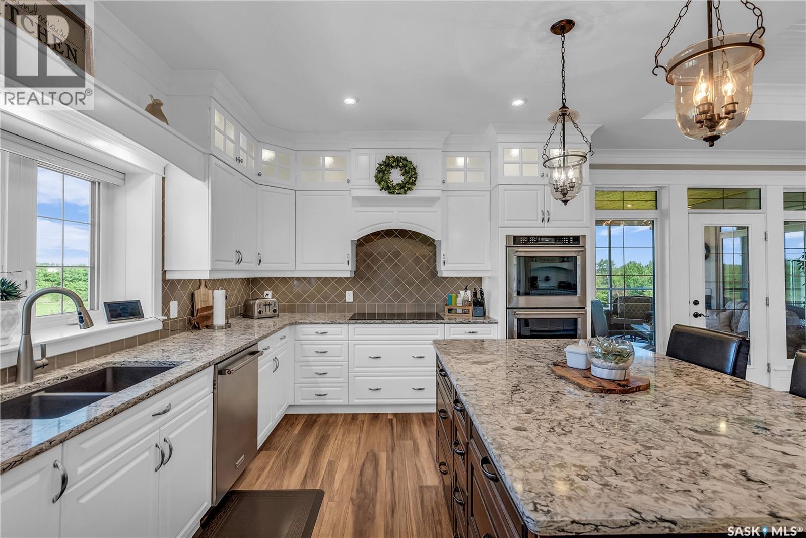 Scholl Acreage, Battle River Rm No. 438, SK - Indoor Photo Showing Kitchen With Double Sink With Upgraded Kitchen