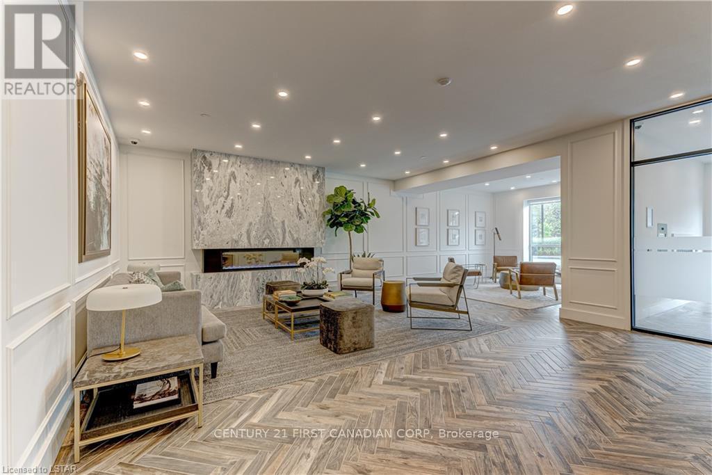 811 - 480 Callaway Road, London North (North R), ON - Indoor Photo Showing Other Room