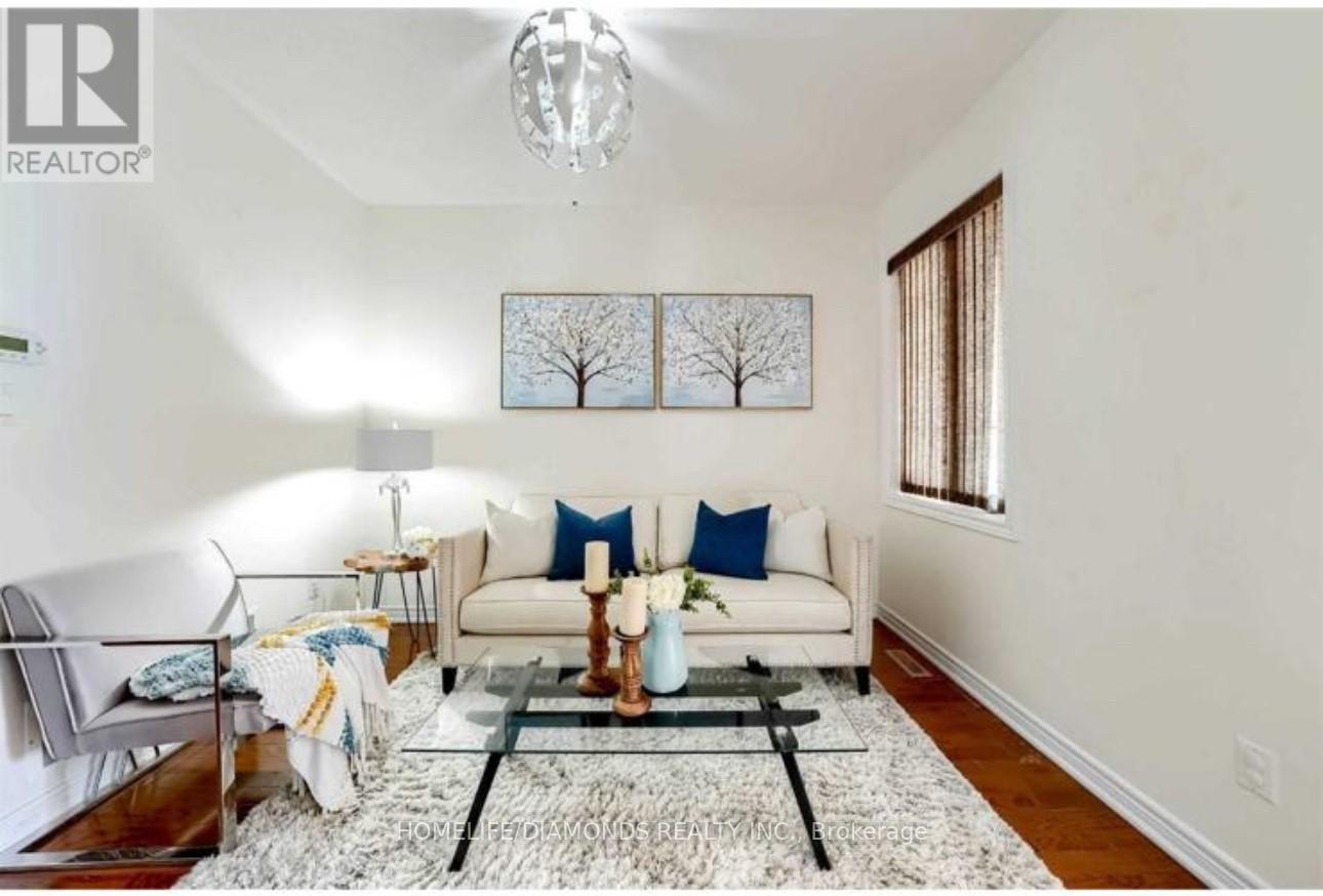 35 Fishing Crescent, Brampton, ON - Indoor