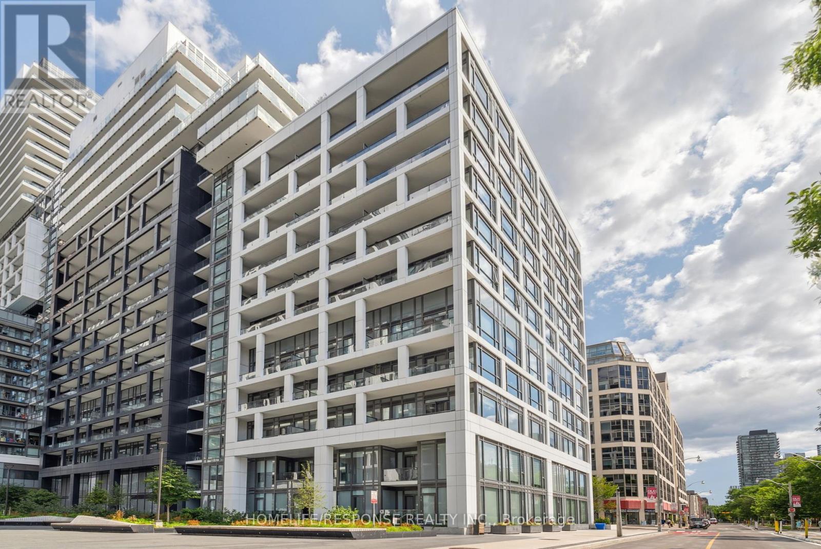 347 - 60 Princess Street, Toronto, ON - Outdoor With Facade