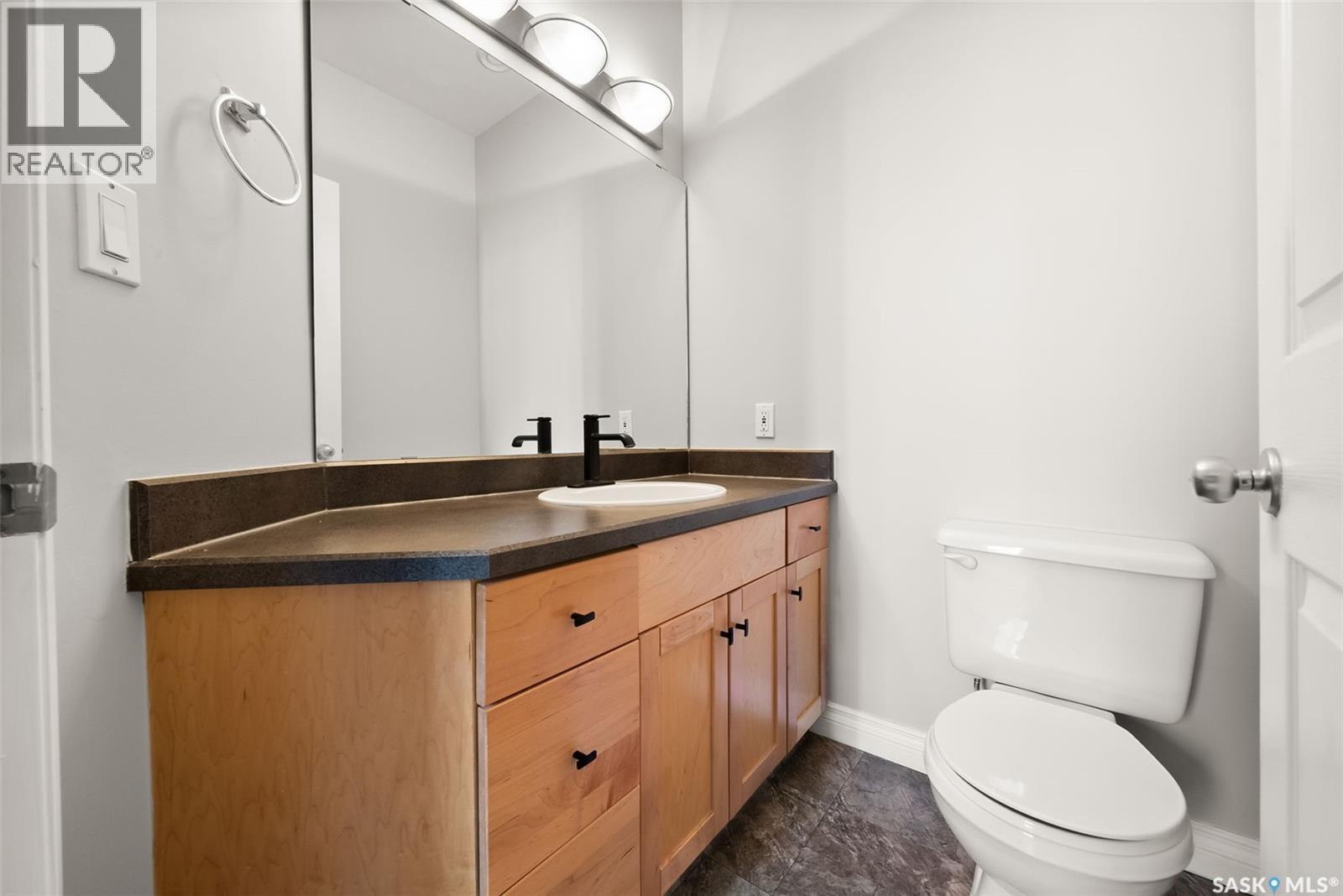 1201 1867 Hamilton Street, Regina, SK - Indoor Photo Showing Bathroom