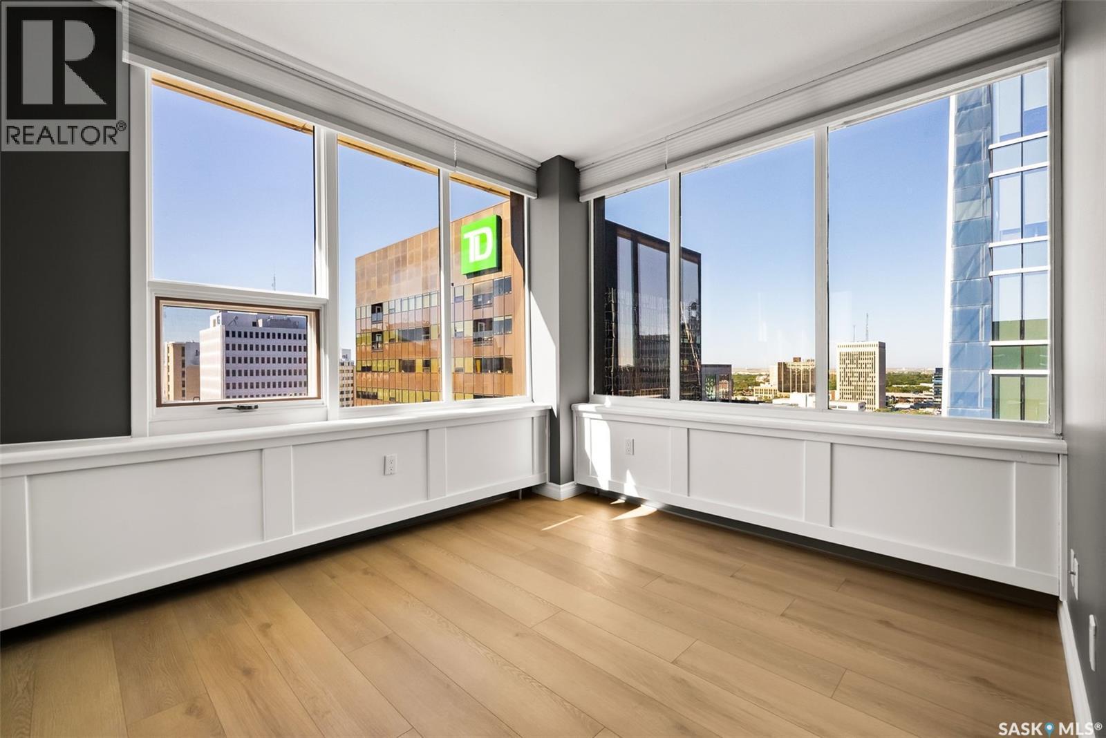 1201 1867 Hamilton Street, Regina, SK - Indoor