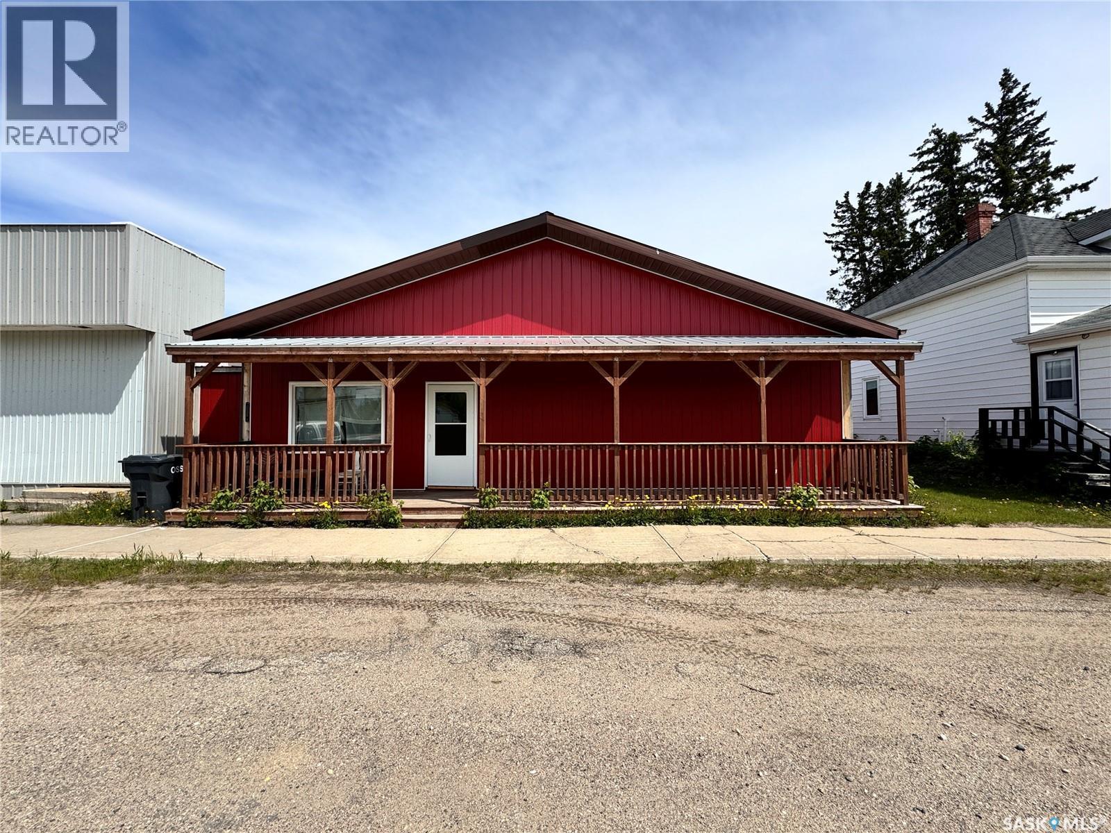 205-207 Main Street, Lintlaw, SK