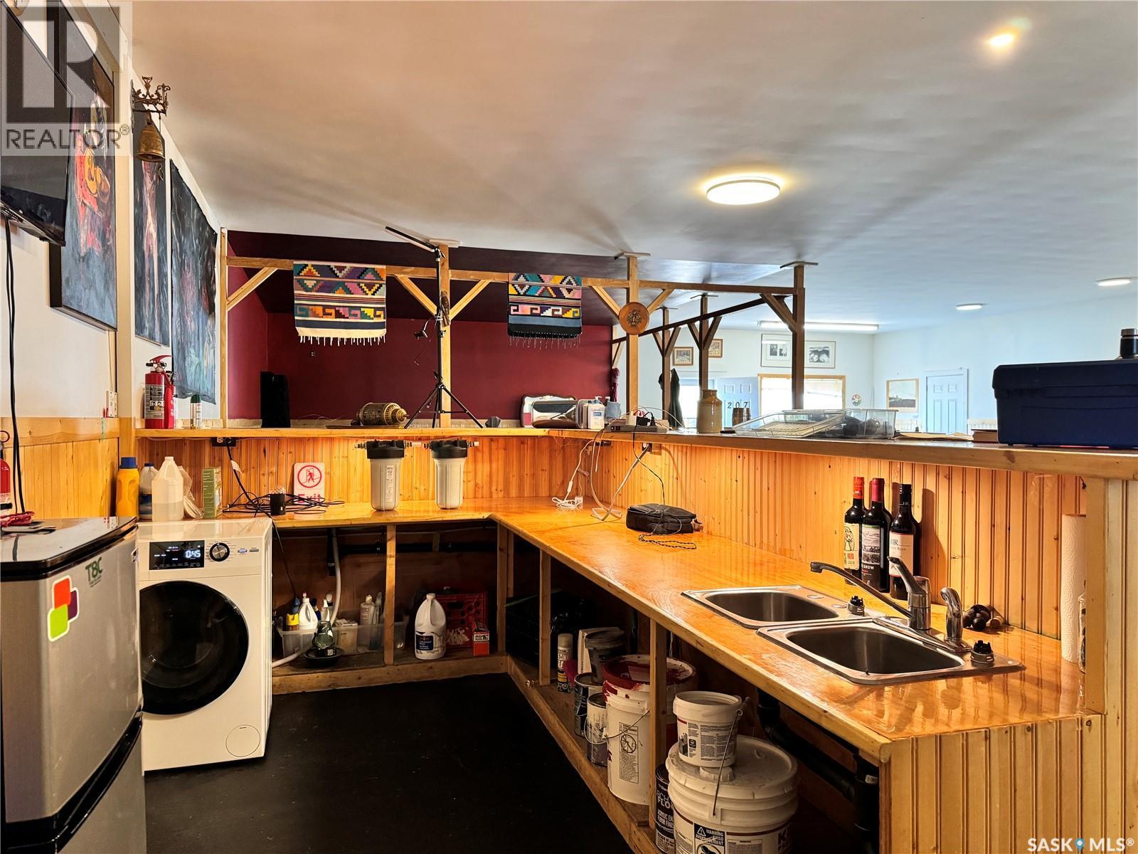 205-207 Main Street, Lintlaw, SK