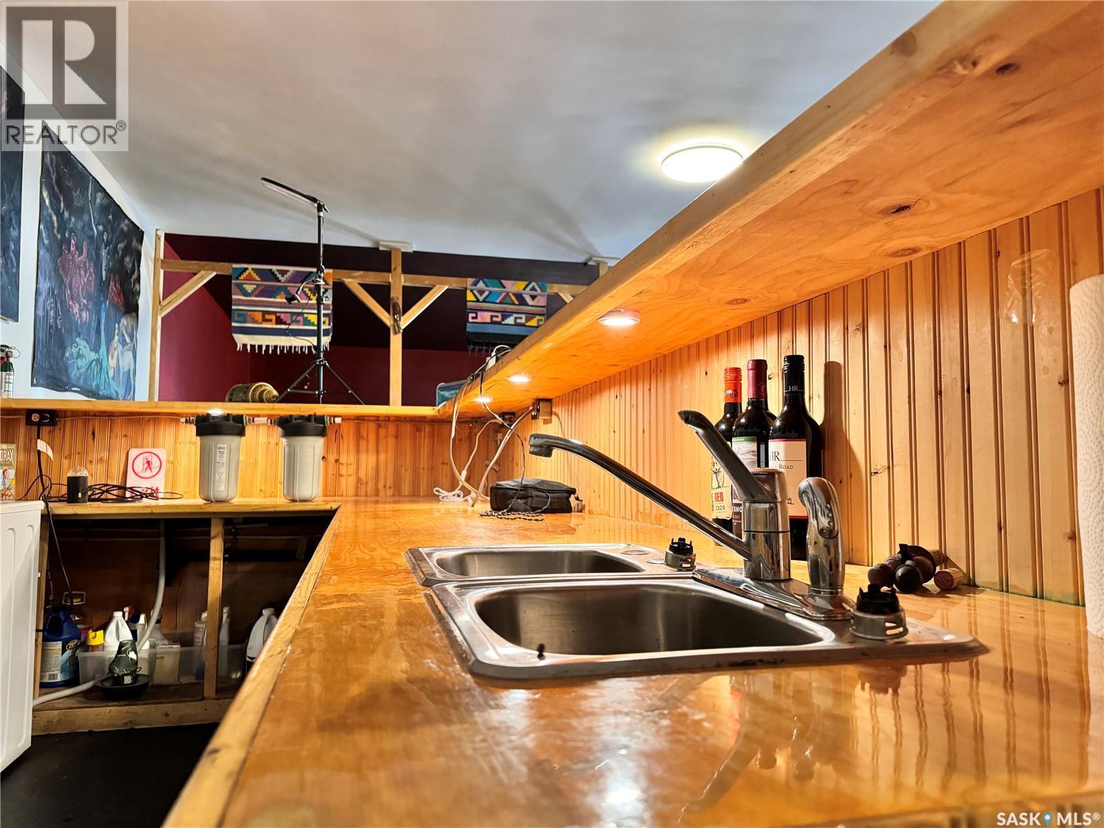 205-207 Main Street, Lintlaw, SK