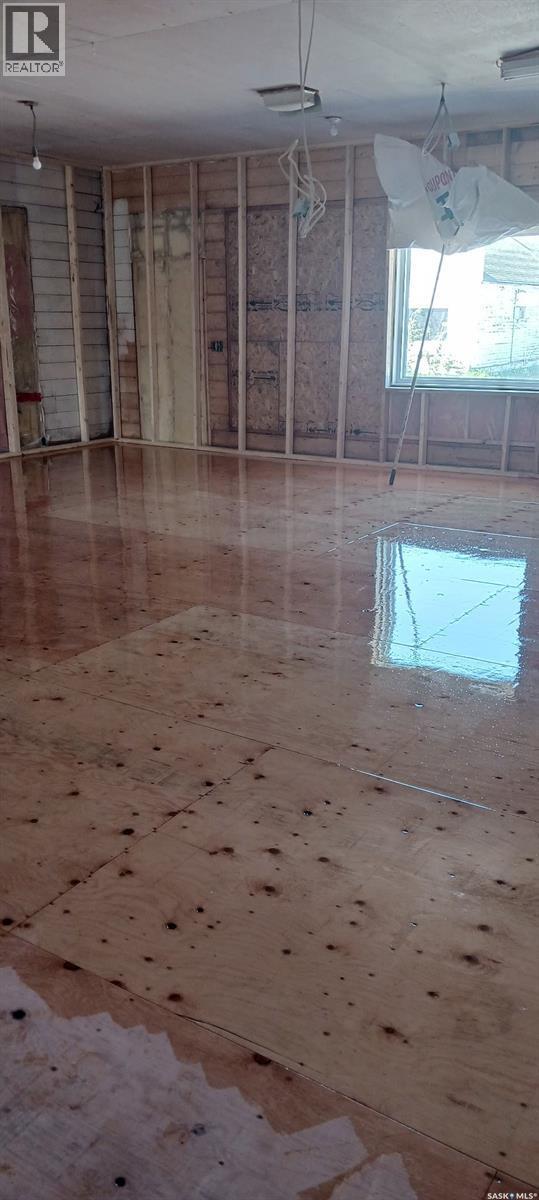 205-207 Main Street, Lintlaw, SK