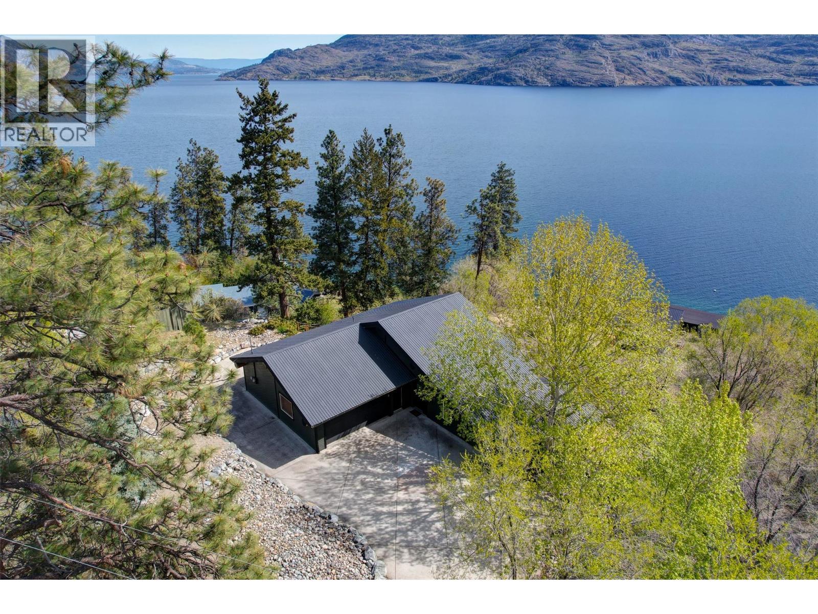 7172 Brent Road, Peachland, BC - Outdoor With Body Of Water With View