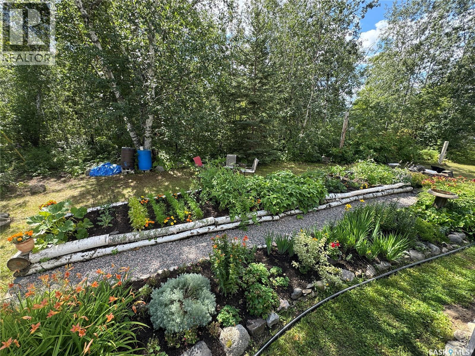 Lakefront Round House, Northern Admin District, SK - Outdoor