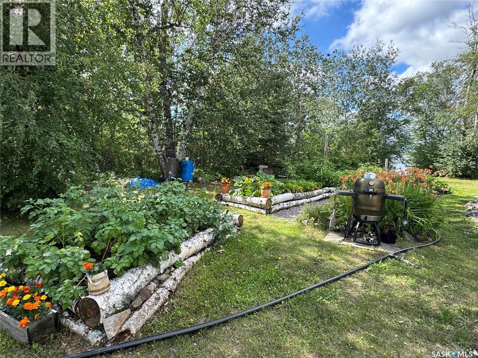 Lakefront Round House, Northern Admin District, SK - Outdoor