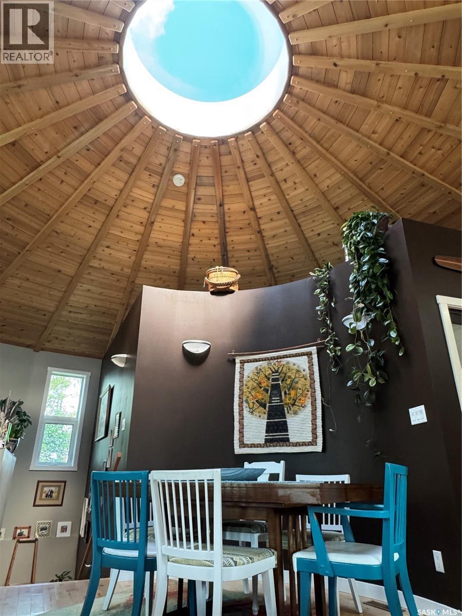 Lakefront Round House, Northern Admin District, SK - Photo Showing Other Room