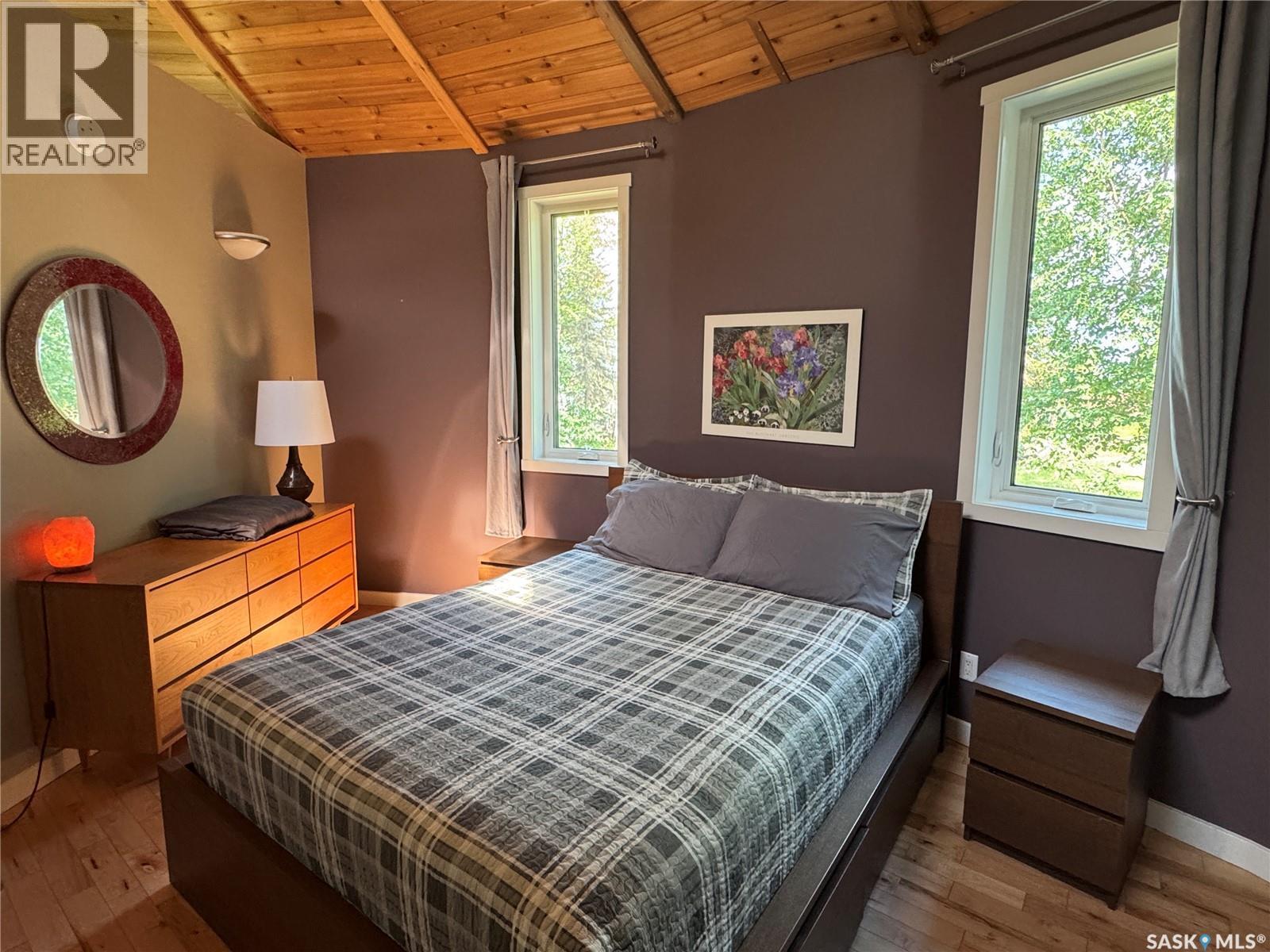 Lakefront Round House, Northern Admin District, SK - Indoor Photo Showing Bedroom