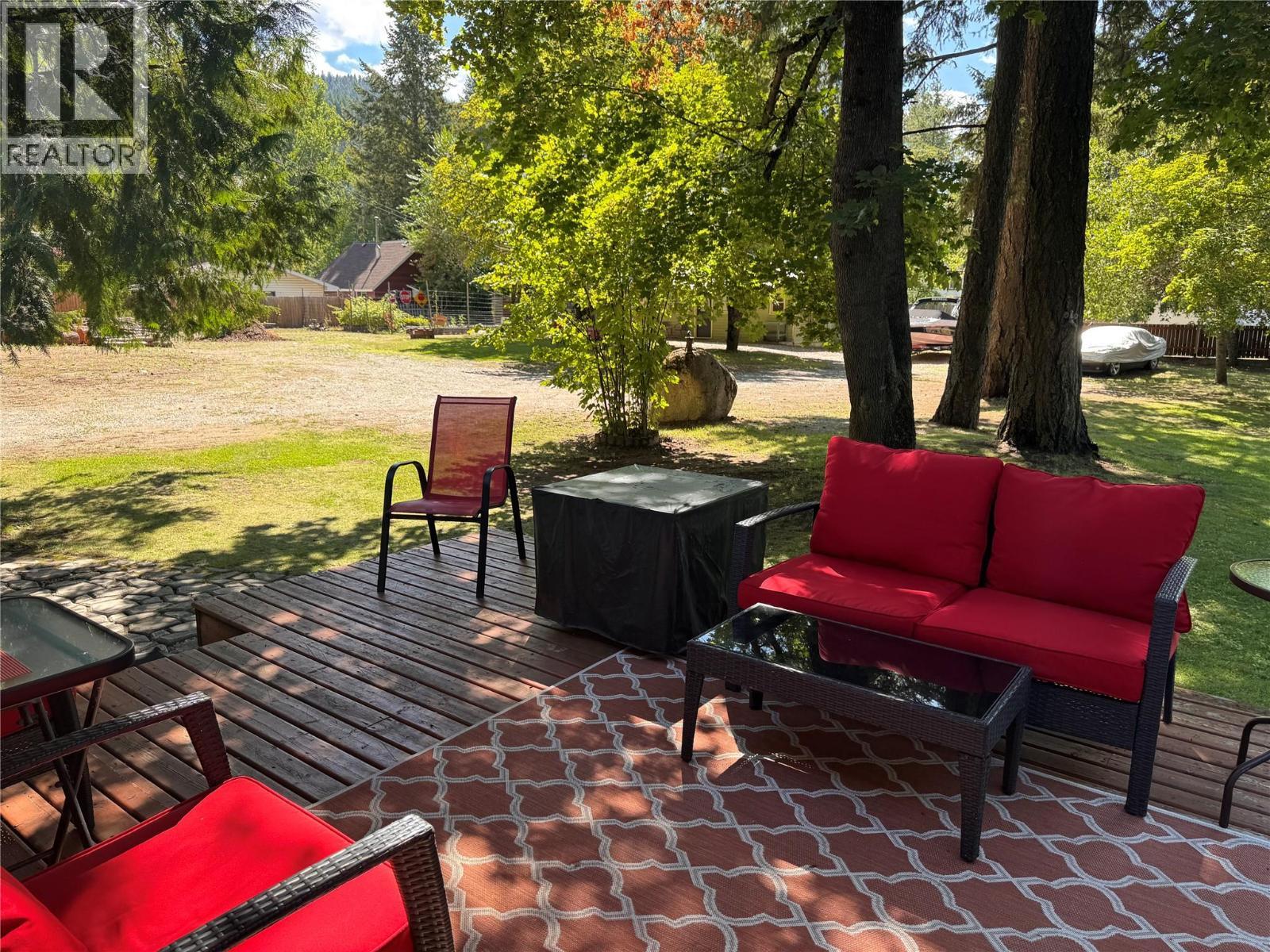 9&11 Kingsley Road, Christina Lake, BC - Outdoor With Deck Patio Veranda