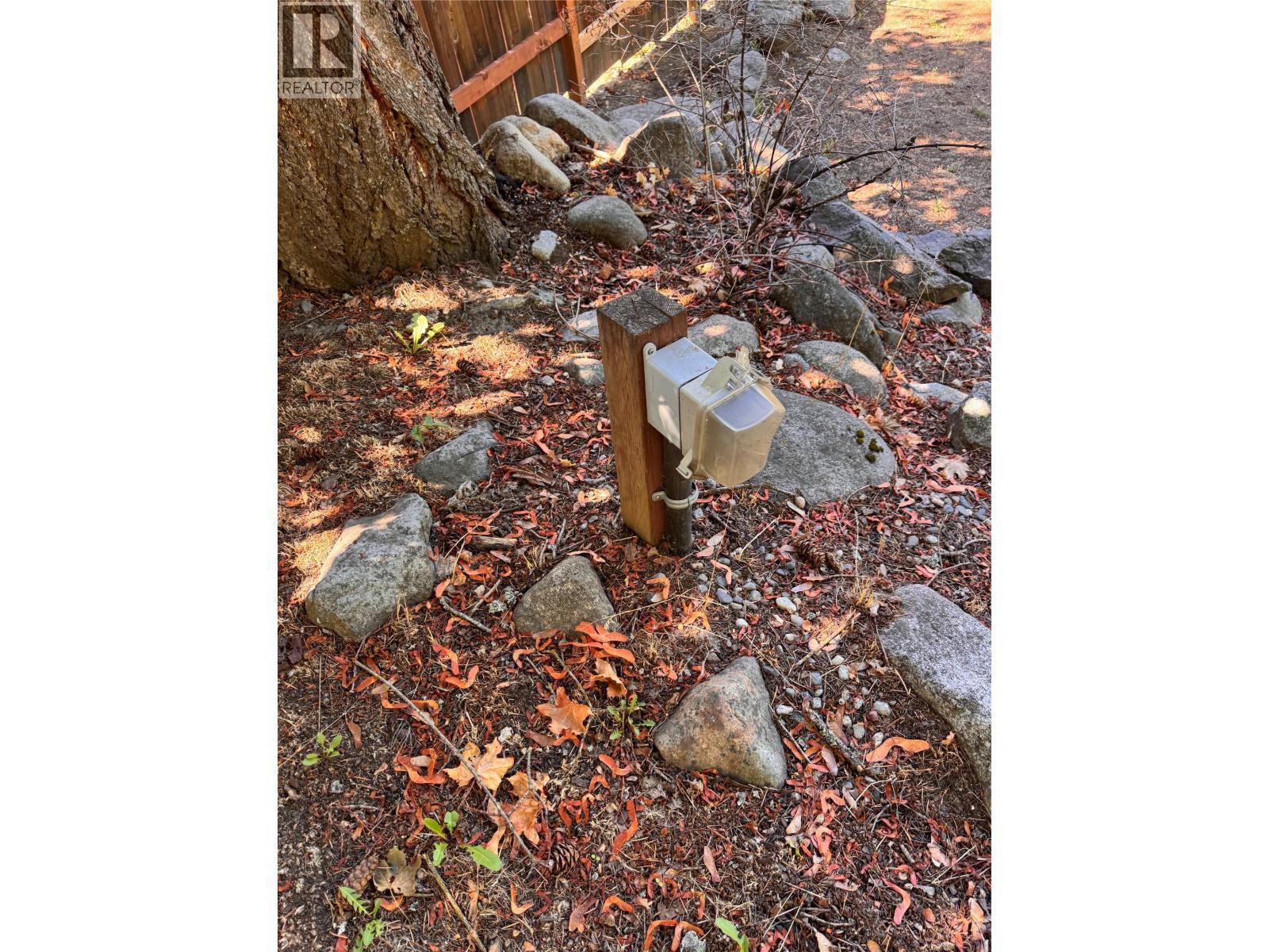 9&11 Kingsley Road, Christina Lake, BC -